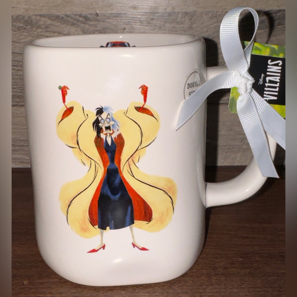 Super Cute 🥰 CRUELLA DE VIL MUG Double Sided By Rae Dunn - NEW